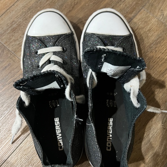 Size 2 Converse Sparkly Black - Picture 2 of 6